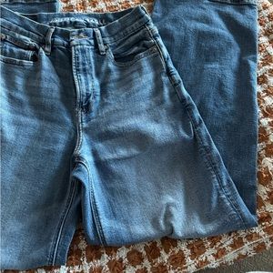 American Eagle Outfitters Women's high rise Baggy Jeans - Blue short length